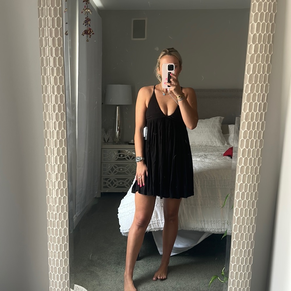 O’Neill surf shop black flowy dress